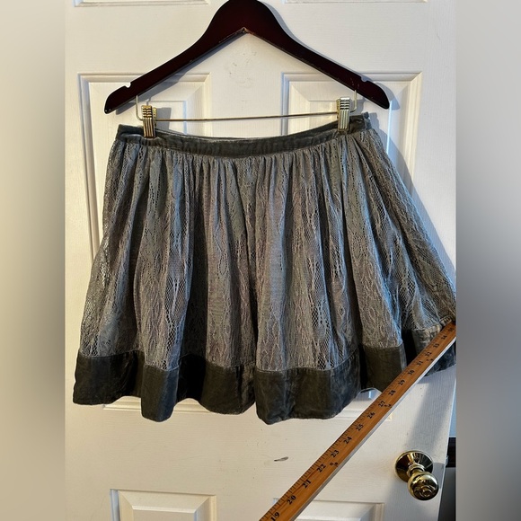 KIMCHI BLUE UO 7 Washable Skater Skirt US 10 Silver Green Lurex LACE Velvet NEW - Picture 12 of 12